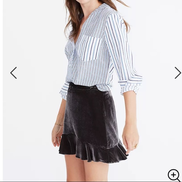 Madewell Dresses & Skirts - Madewell Velvet Ruffle Skirt